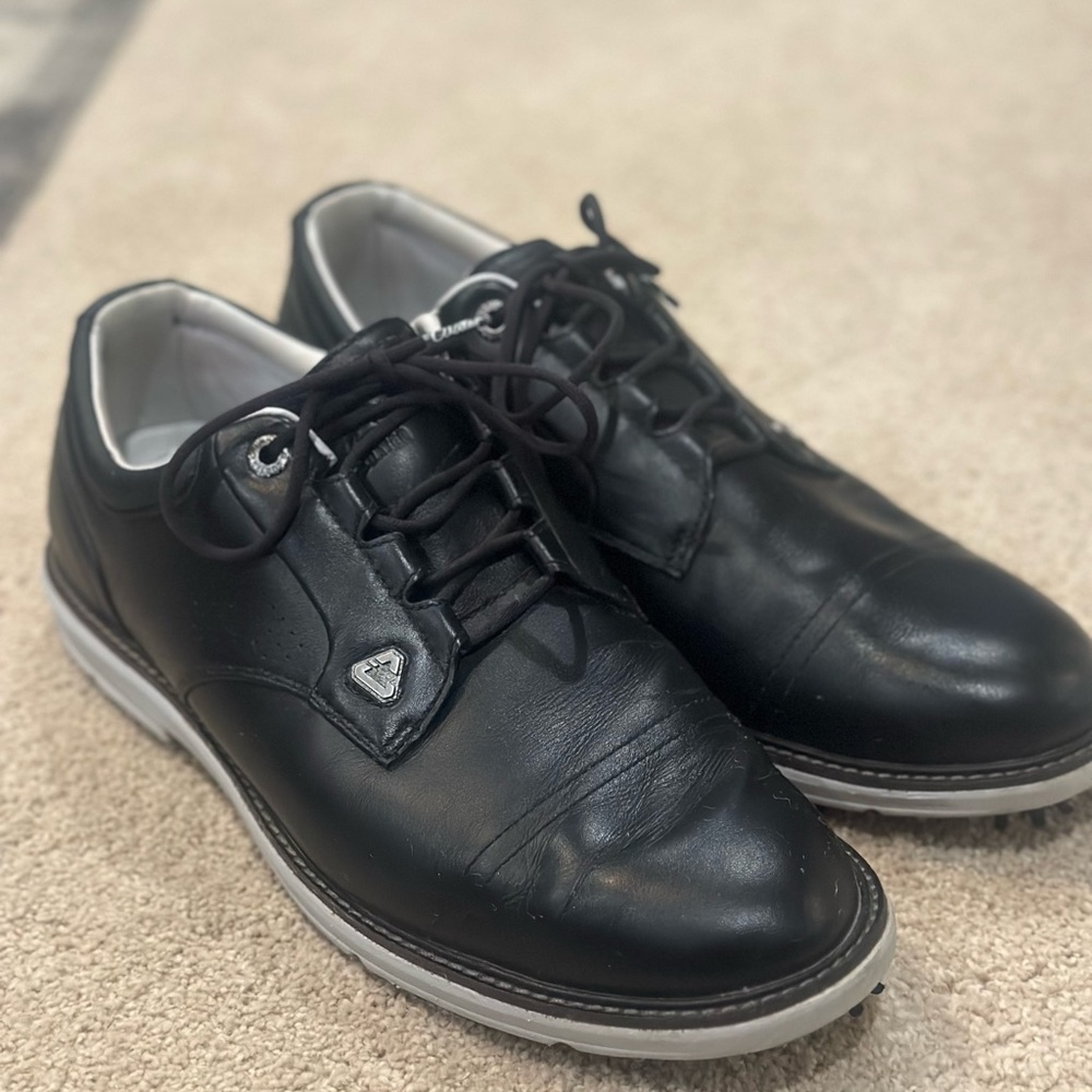 Travis Matthew Cuater golf shoe